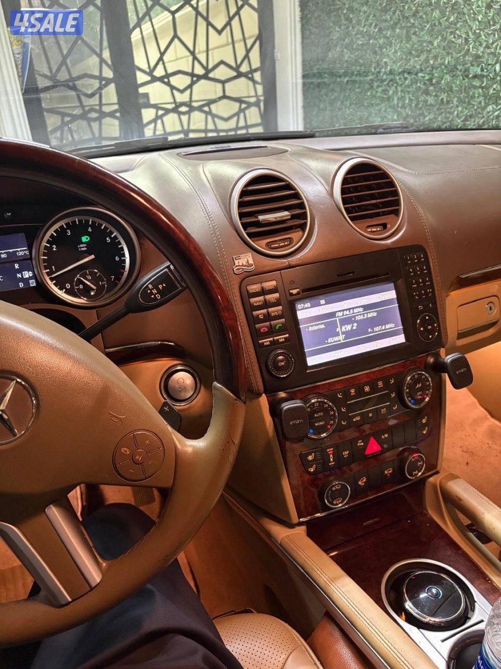 للبيع مرسيدس 500 GL موديل 2010 اللون رصاصي كامل المواصفات شرط الفحص9