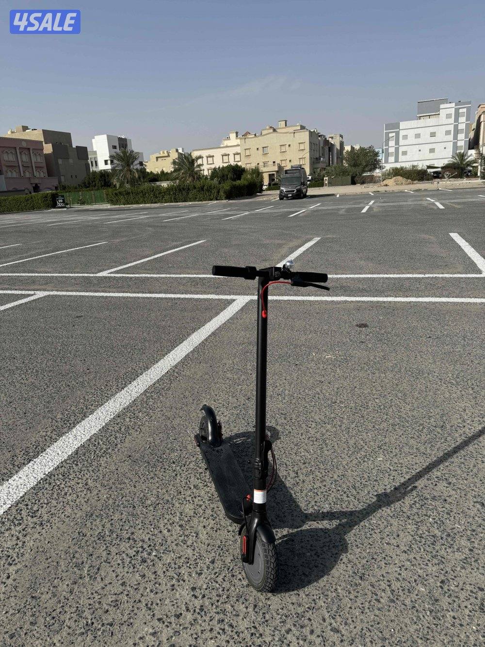 للبيع سكوتر كهربائي 3 سرعات مع إضاءات أمامية وخلفية بريك يتسفط يتحمل0