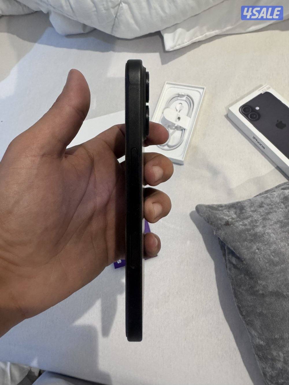 ايفون 16 للحين تحت الكفاله اول استعمال له تاريخ 1 السهر هذا0