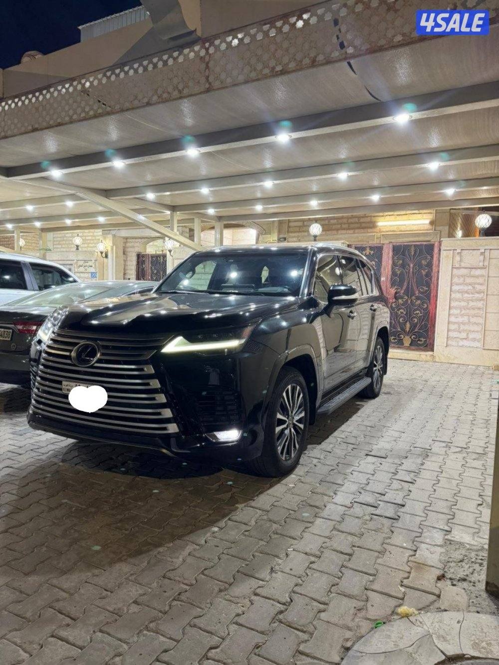 جيب لكزس الدرجه الاولى 20231