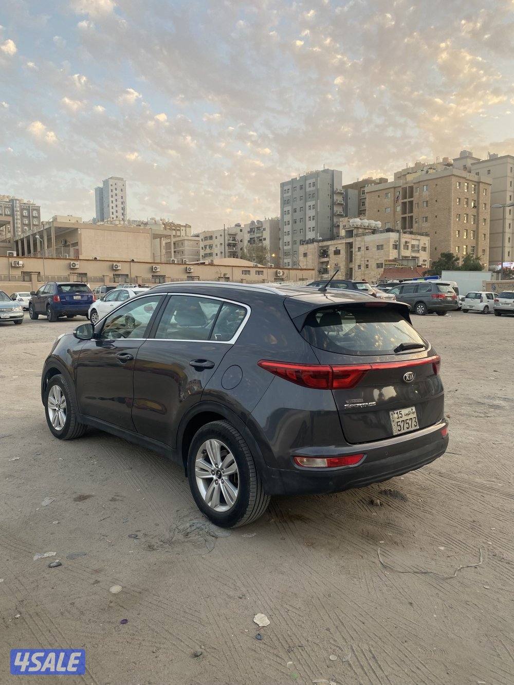 كيا سبورتاج نظيف4