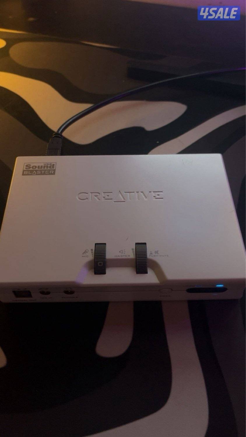 كرت فضي ابيض نظيف حدي 105 .0