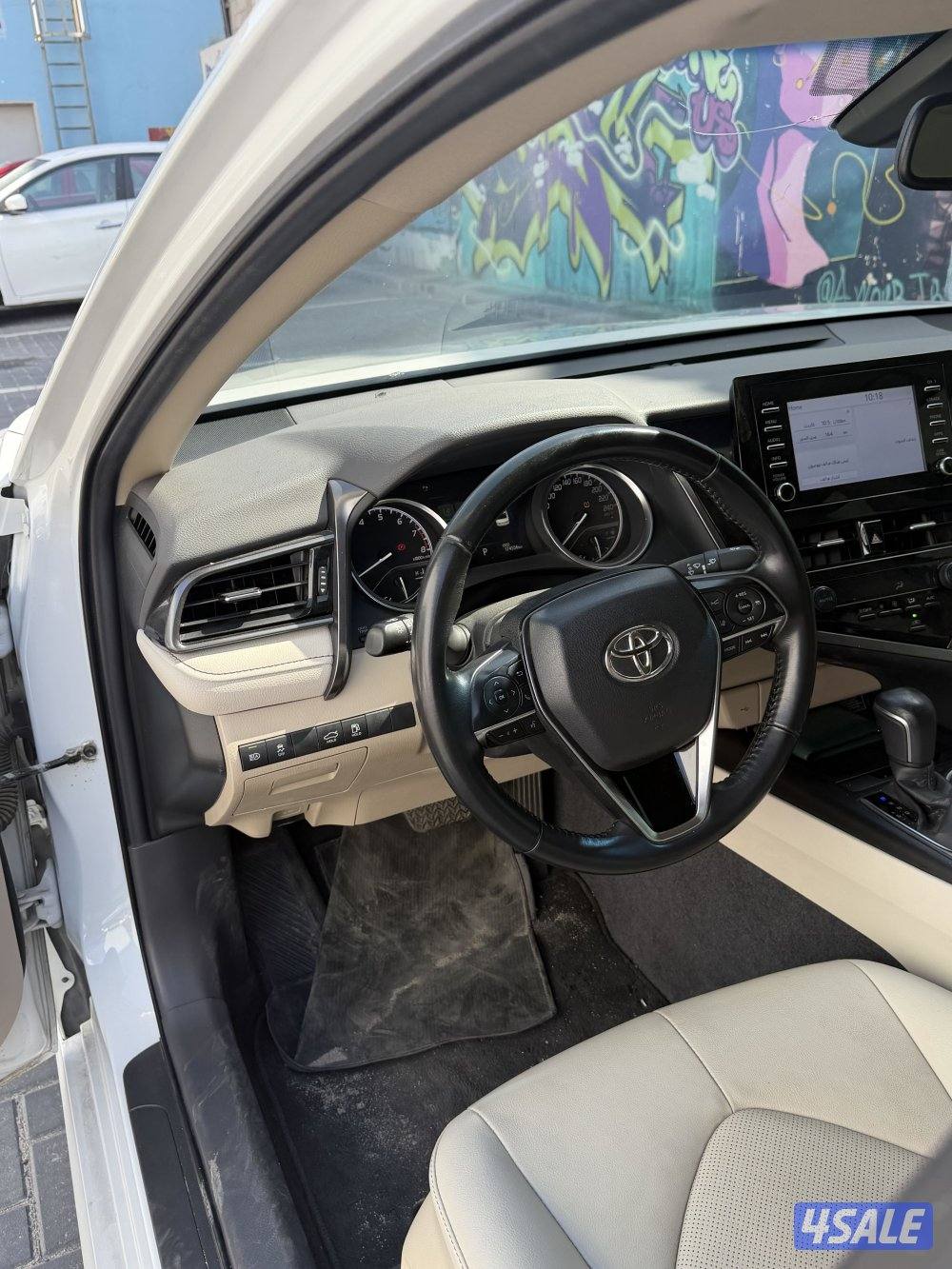 للبيع كامري لمتد 6 سلندر 20220