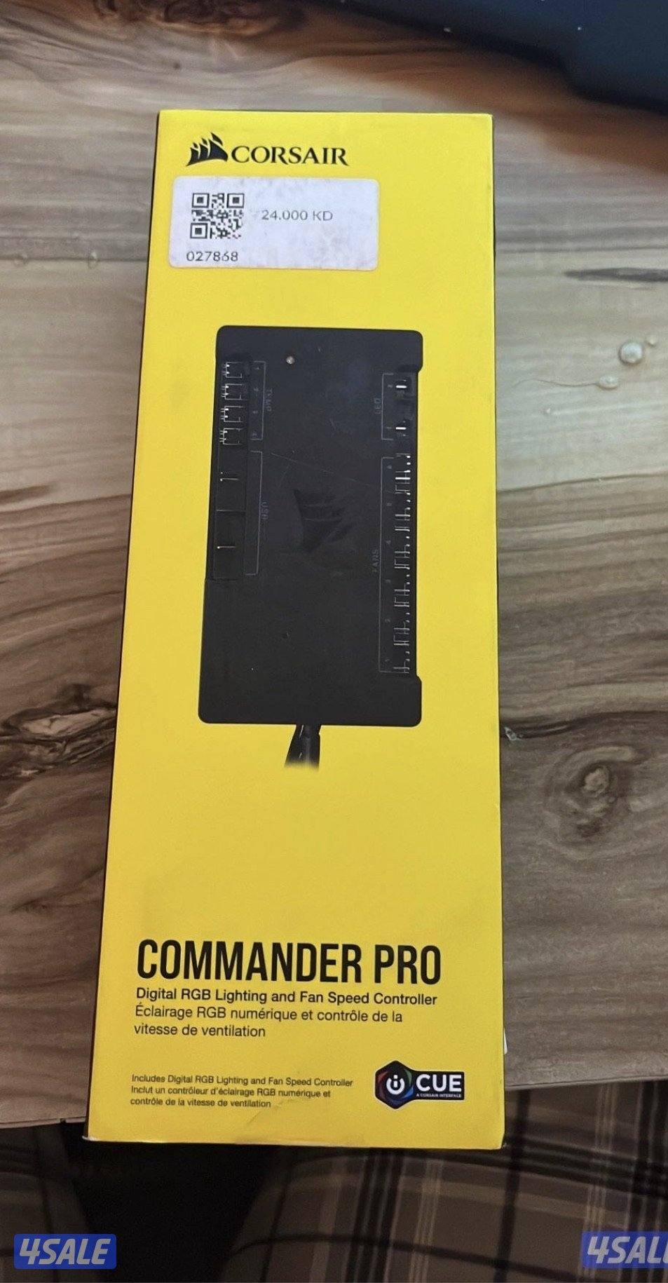 CORSAIR ICUE COMMANDER PRO SMART RGB LIGHTING AND FAN SPEED CONTROLLER0