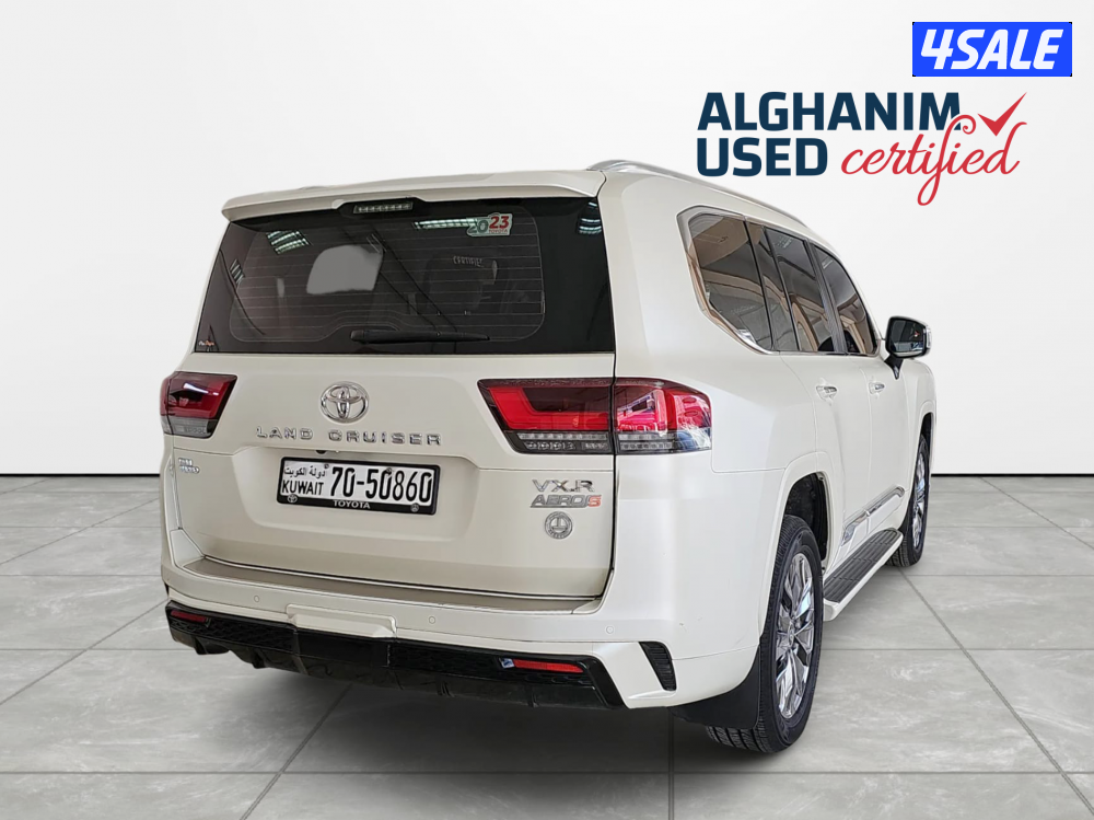 Toyota Land Cruiser1