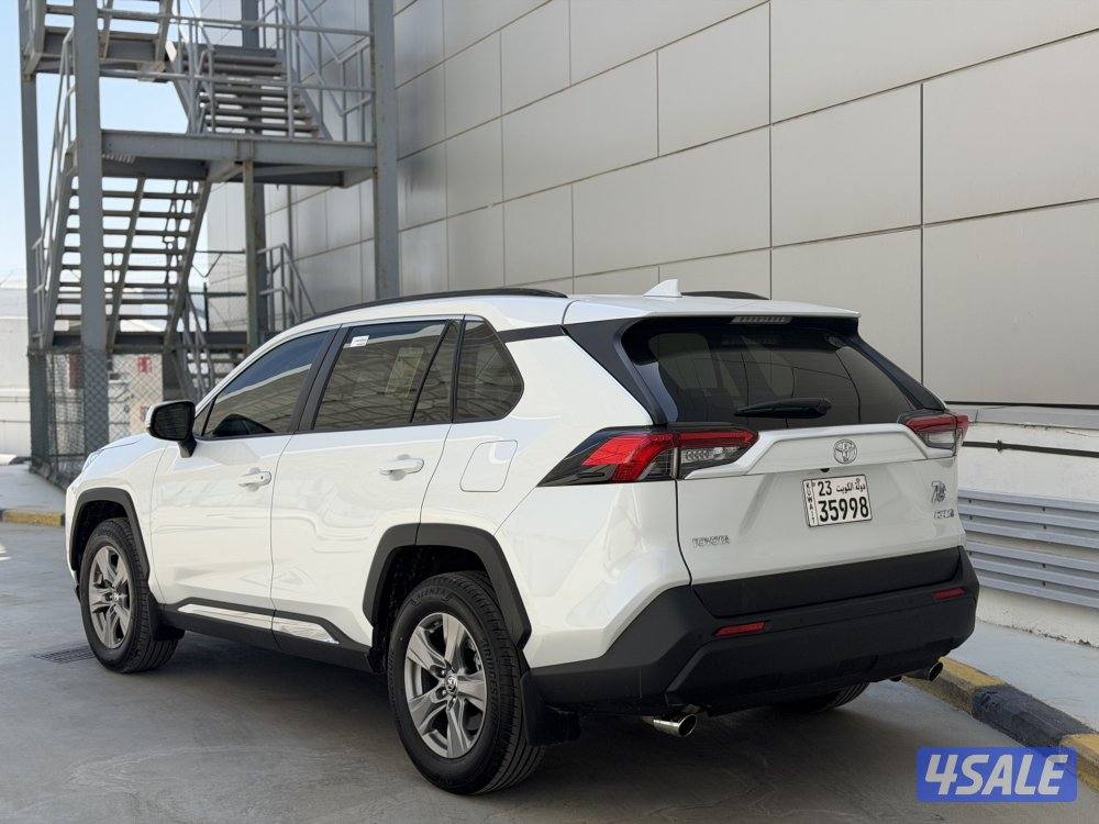 تويوتا راف 4 موديل 2025 صبغ الوكاله الساير تحت الكفاله حمايه فل و عازل3