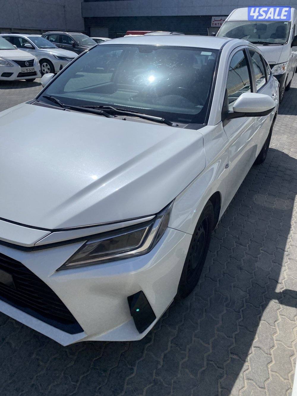 للبيع توتا يارس موديل 23/22/215