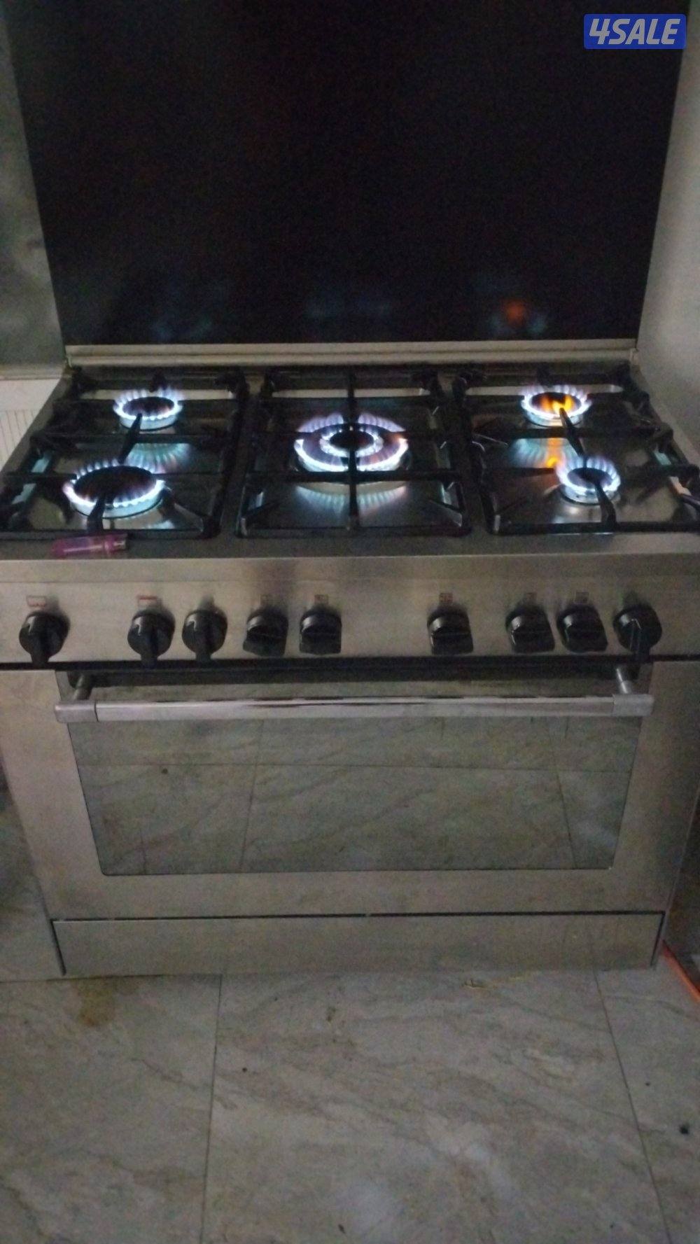 سوبر شيف إيطالي ٩٠ف٦٠ غطاء زجاجي حدايد زهر تقيل نار زرقا وصافيه مفاتيح7