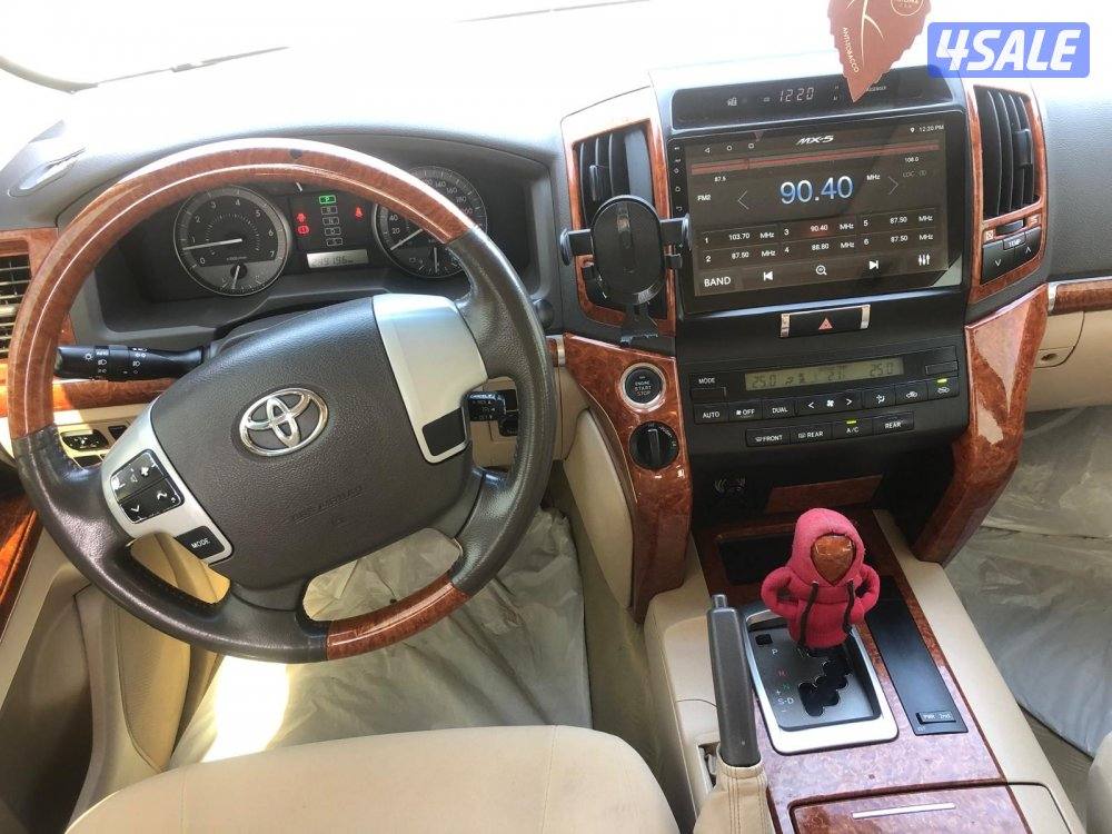 للبيع لاند كروزر GXR موديل 201512