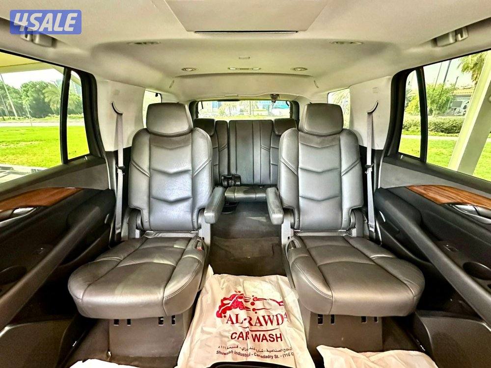 كاديلاك إسكاليد - الموديل : 2016 - العداد: 17011