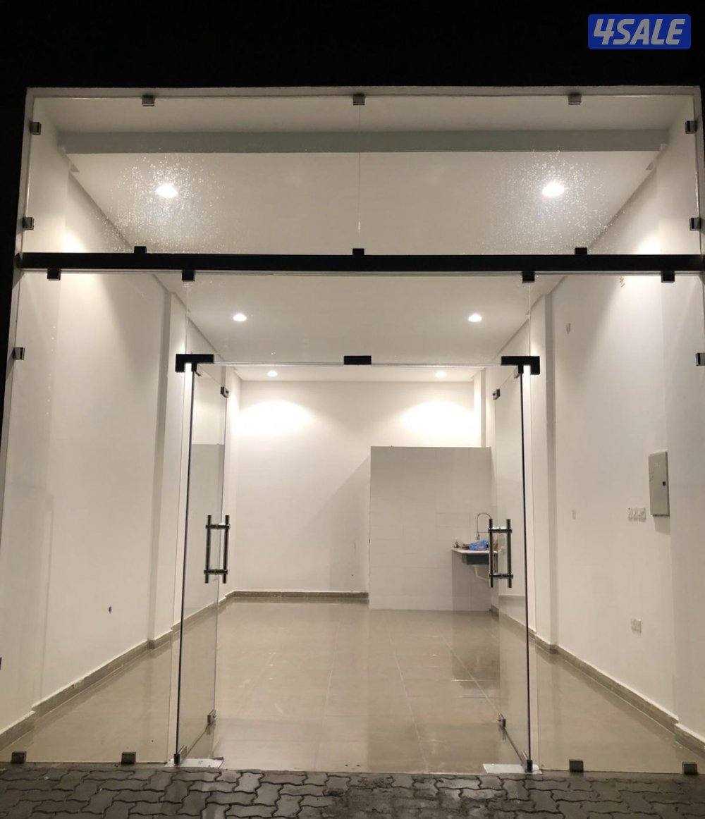 محل للبيع خلو موقع مميز0