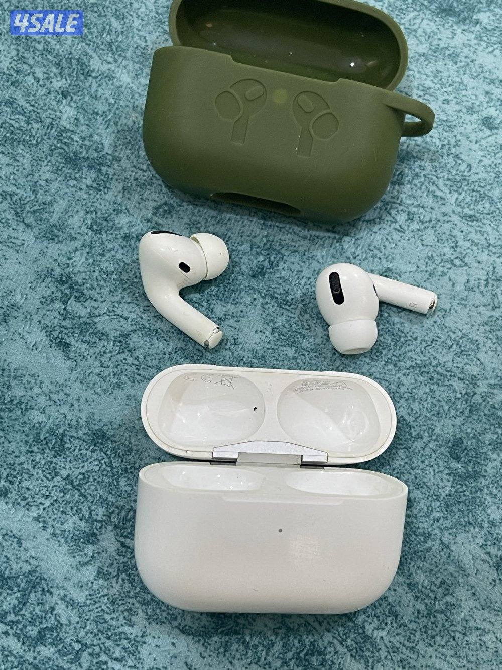 سماعة ابل برو الاصلية برو نظيفة وشغالة زين مع الغطاء والواير2