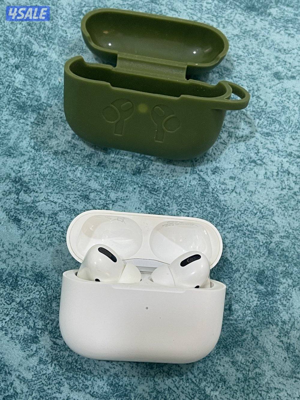 سماعة ابل برو الاصلية برو نظيفة وشغالة زين مع الغطاء والواير5