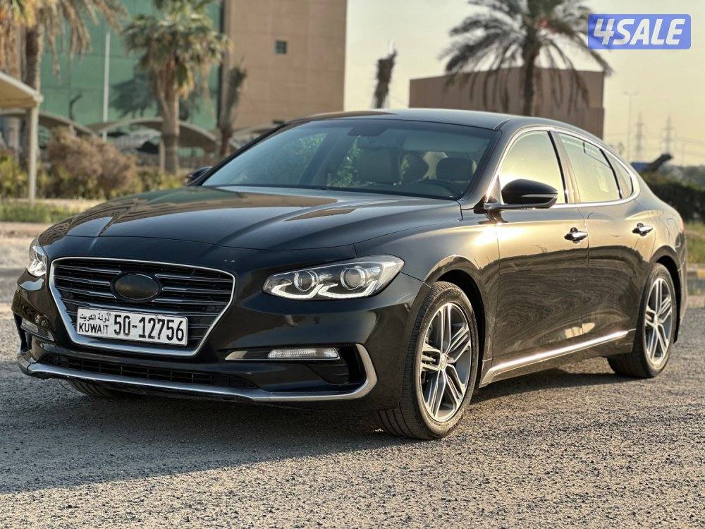 للبيع هيونداي أزيرا v6 ماشي ١٣٠ الف كيلو1