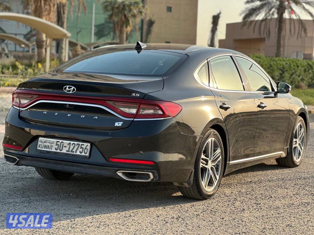 للبيع هيونداي أزيرا v6 ماشي ١٣٠ الف كيلو3