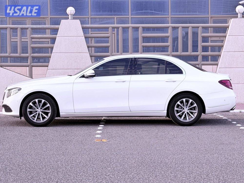 مرسيدس E200 وارد الوكاله 2017 بحاله ممتازه4