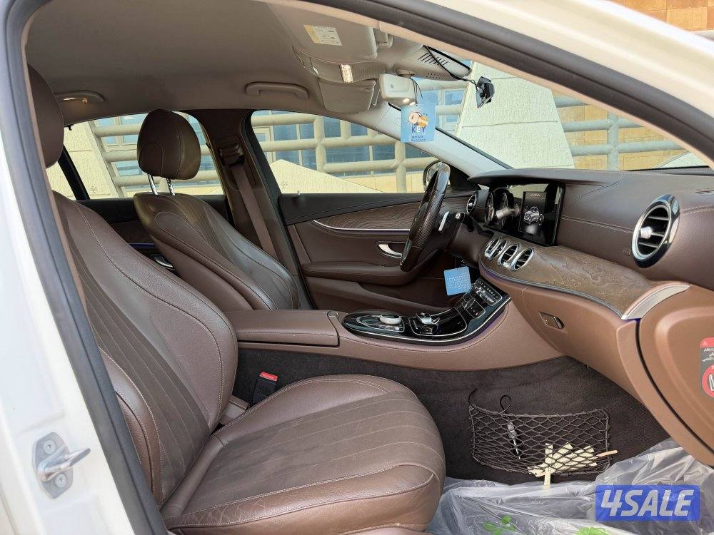 مرسيدس E200 وارد الوكاله 2017 بحاله ممتازه8