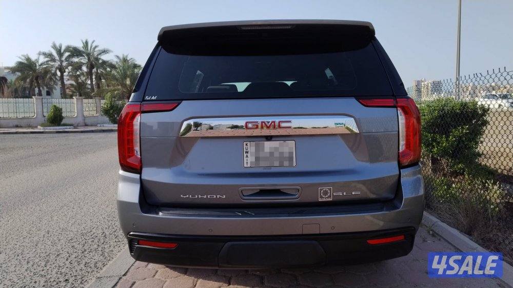 2022 GMC Yukon SLE Low KM Expat owned2