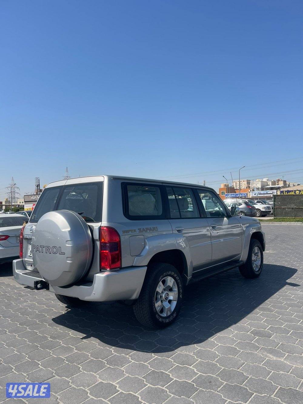 باترول نيسان موديل 2005 عداد 300 صبغ الوكاله.2