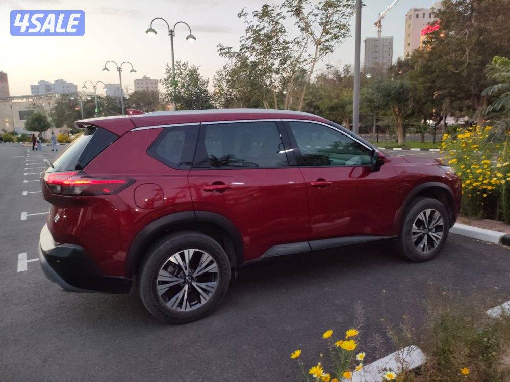 Nissan X-Trail 7 Seater (2024 Model - Maroon Color) – Mid Option0