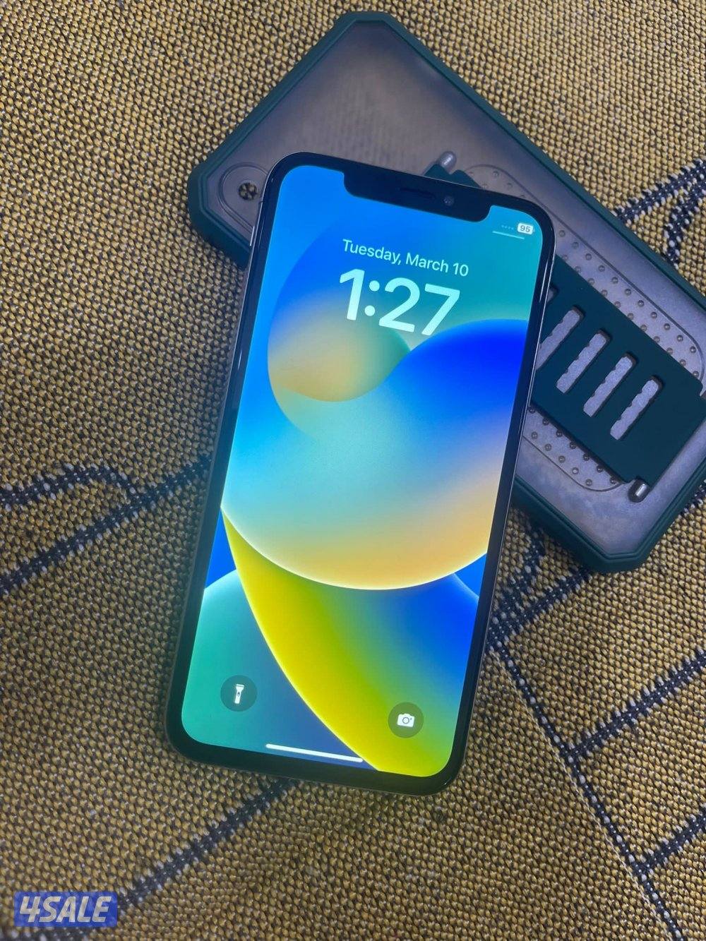 ايفون اكس 256 قيقا بايت شغال تمام مبدل شاشة2