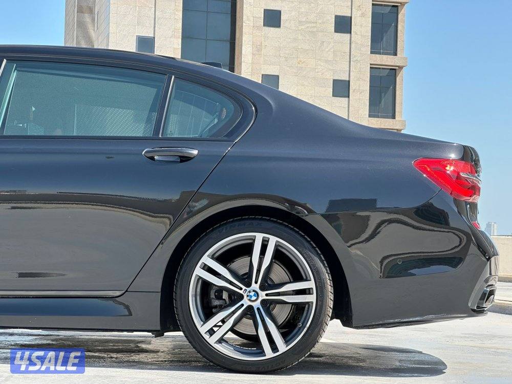 بي ام دبليو750LI موديل2016 عداد26الف وارد الغانم بحاله نادره جداً4