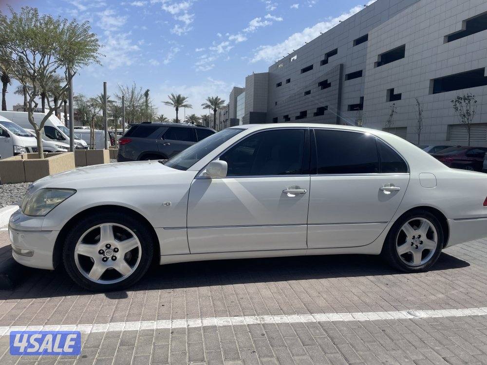 لكزس LS 430 موديل ٢٠٠٤ للبيع5