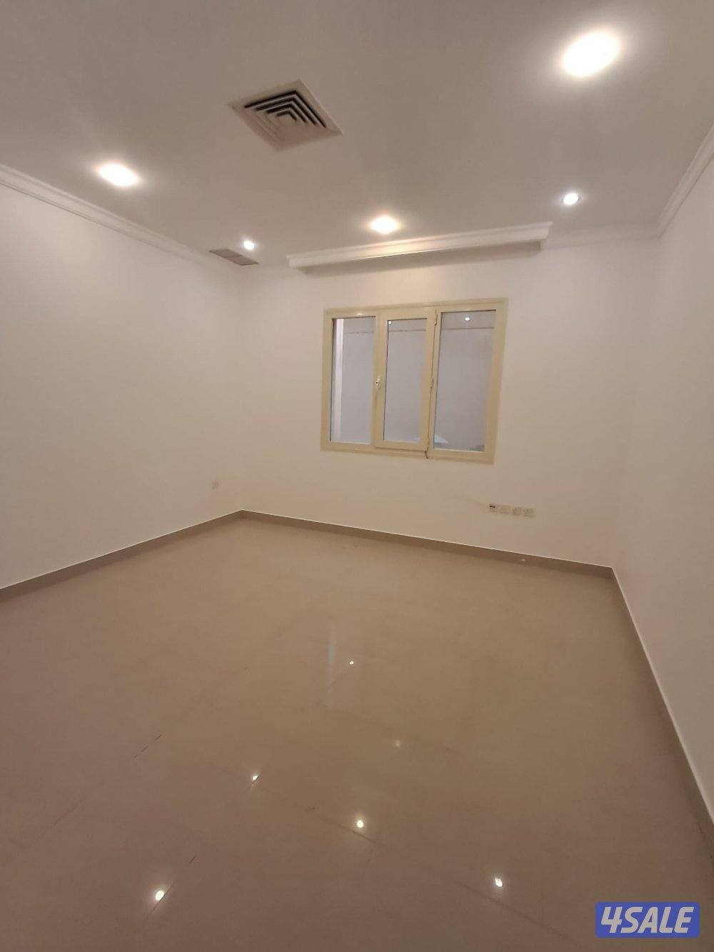 للايجار شقه بالقصور مدخل خاص0