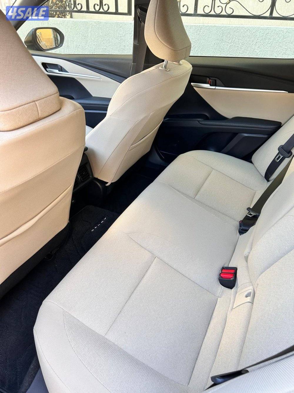 كامري2025 LE شرط الفحص بحالة الوكالة-شاشة-فتحه-حمايه فل بدي-عداد ٥٤٠٠٠5