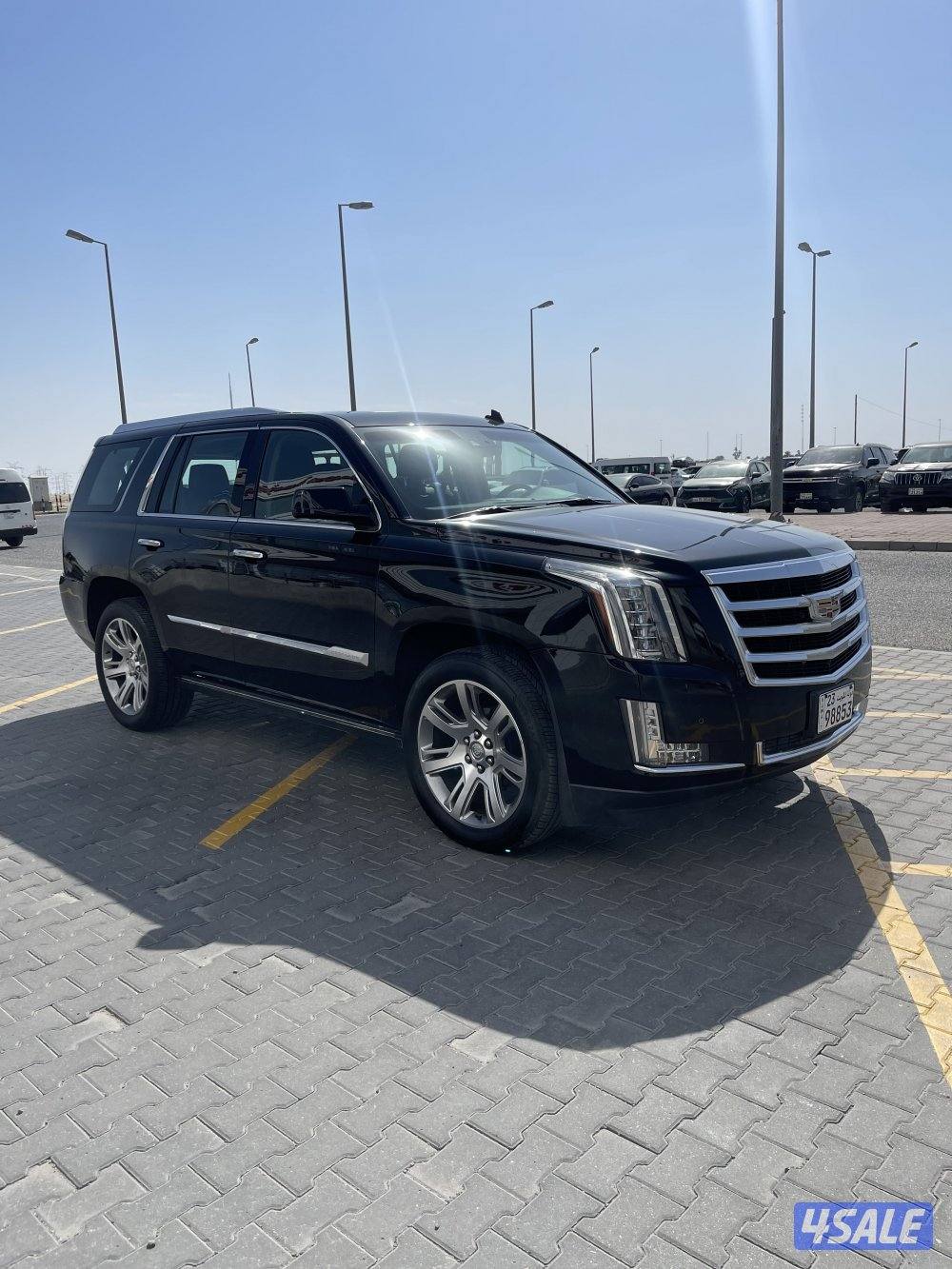 كاديلاك اسكاليد بحالة الوكاله وارد قطر فحص جير مكينه شاصي البدي 3 قطع1