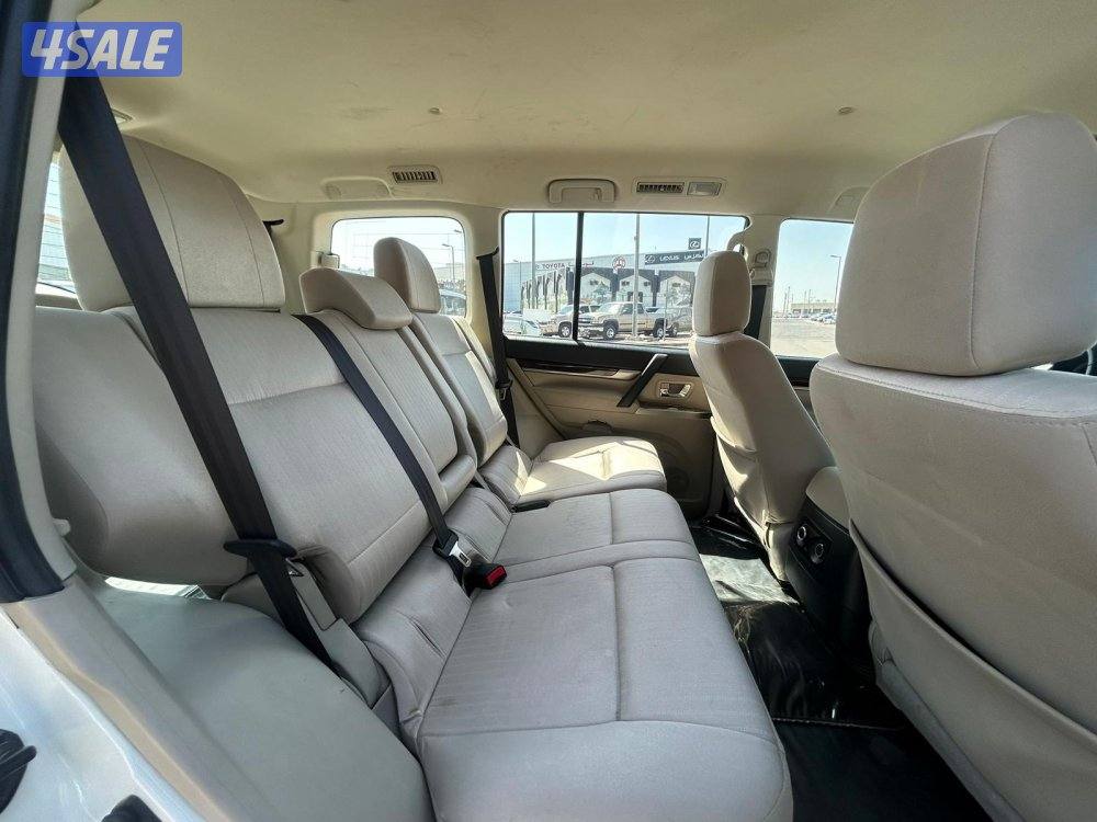 ميتسوبيشى باجيرو GLS -V6 موديل 2020 ماشى 83.000 k.m  وارد الملا .4