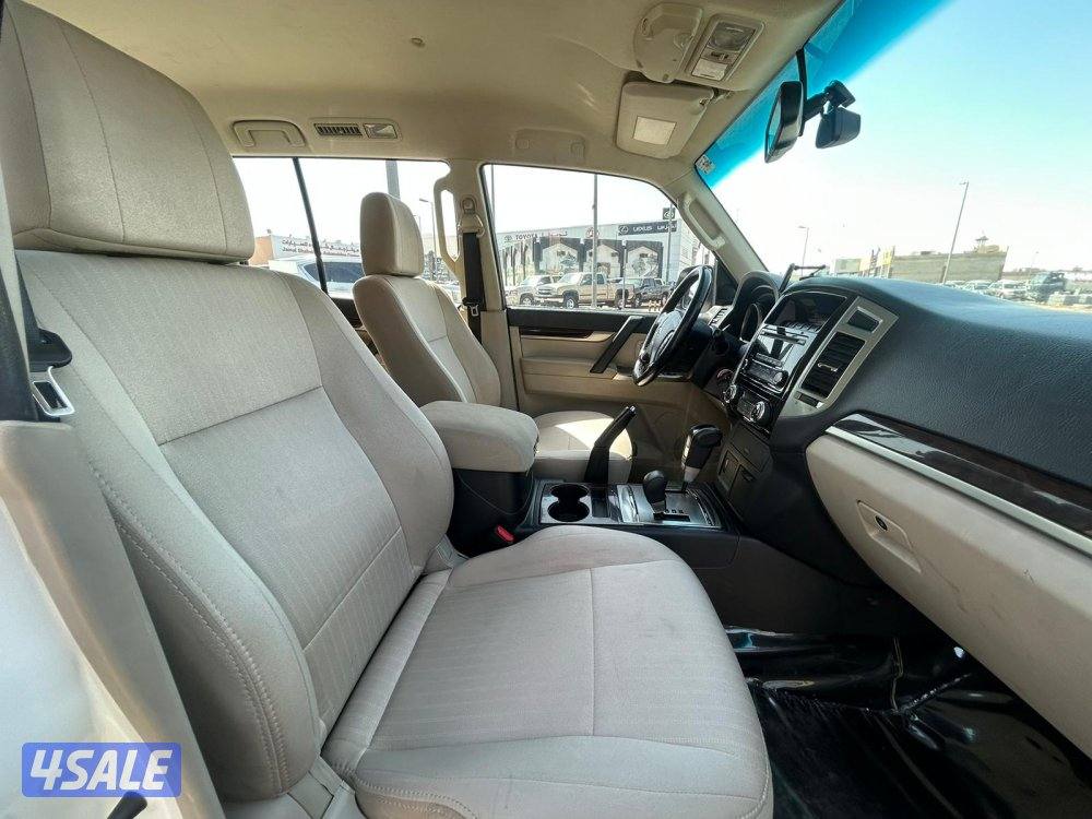 ميتسوبيشى باجيرو GLS -V6 موديل 2020 ماشى 83.000 k.m  وارد الملا .5