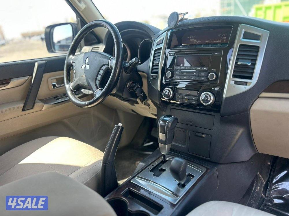 ميتسوبيشى باجيرو GLS -V6 موديل 2020 ماشى 83.000 k.m  وارد الملا .6