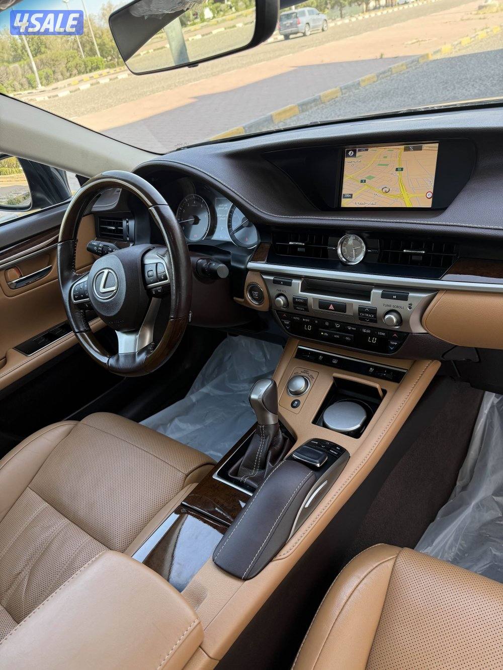 لكزس 2018 عداد 86 .10