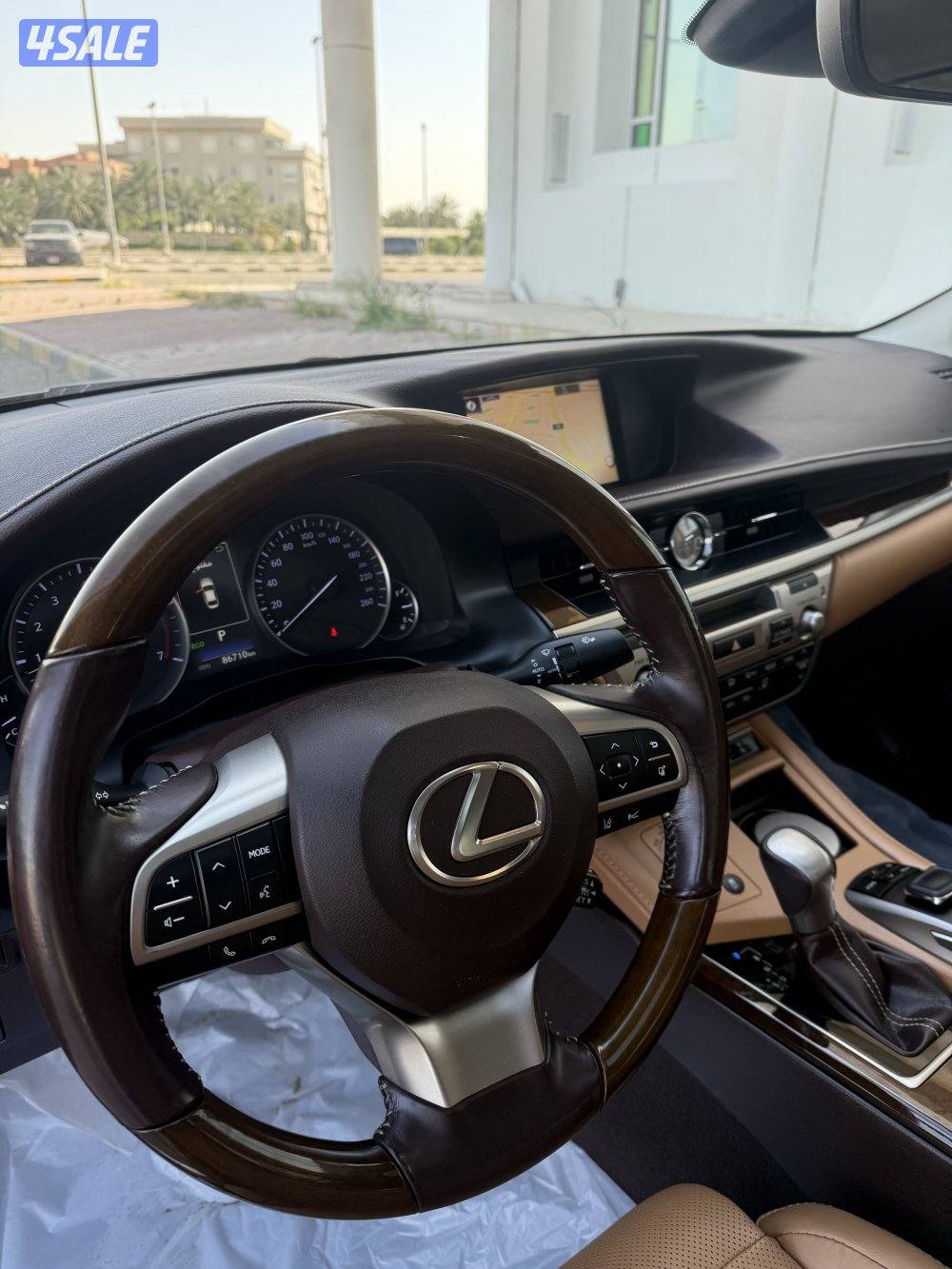 لكزس 2018 عداد 86 .11