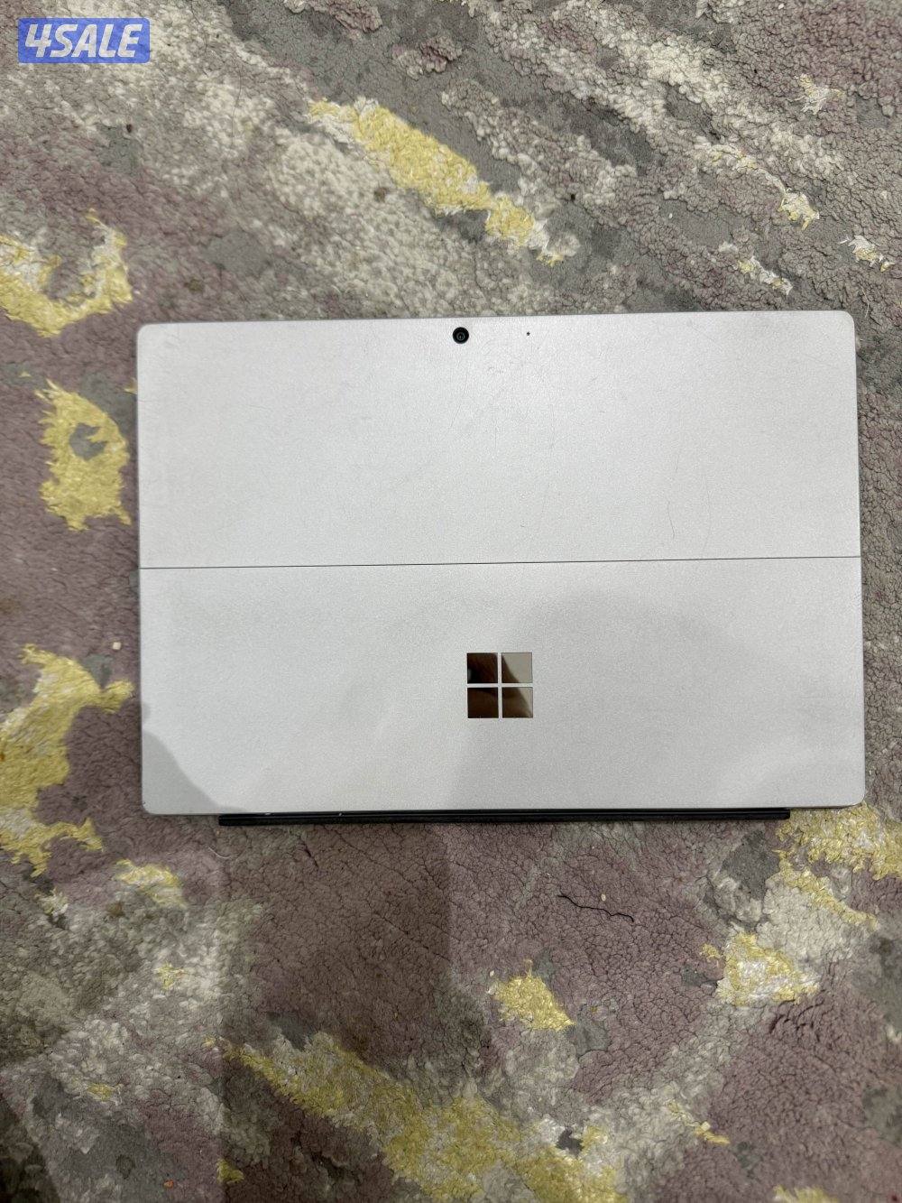 ميكروسوفت سيرفس برو الجيل العاشر ١٣ انش  الجام به كسور لكن يستخدم عادي1