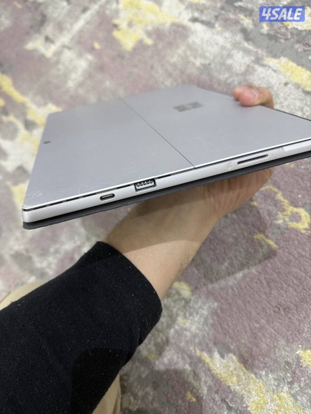 ميكروسوفت سيرفس برو الجيل العاشر ١٣ انش  الجام به كسور لكن يستخدم عادي6
