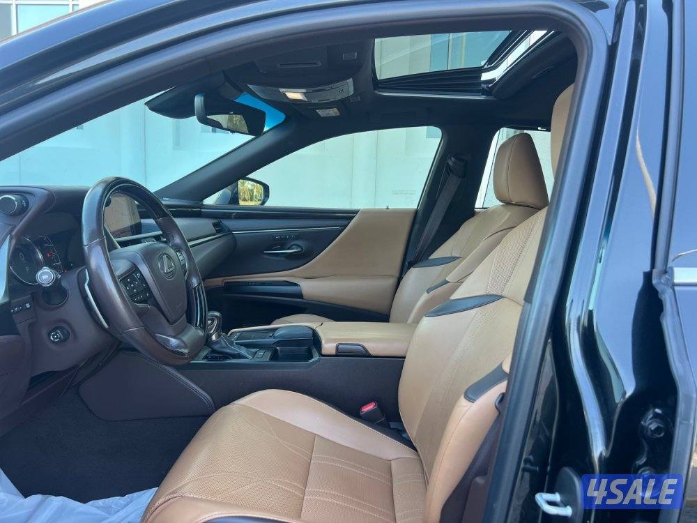 لكزس ES350 موديل ٢٠١٩ الساير صبغ وكاله درجه اولي ماشي ١٢٦ بحاله وكاله8