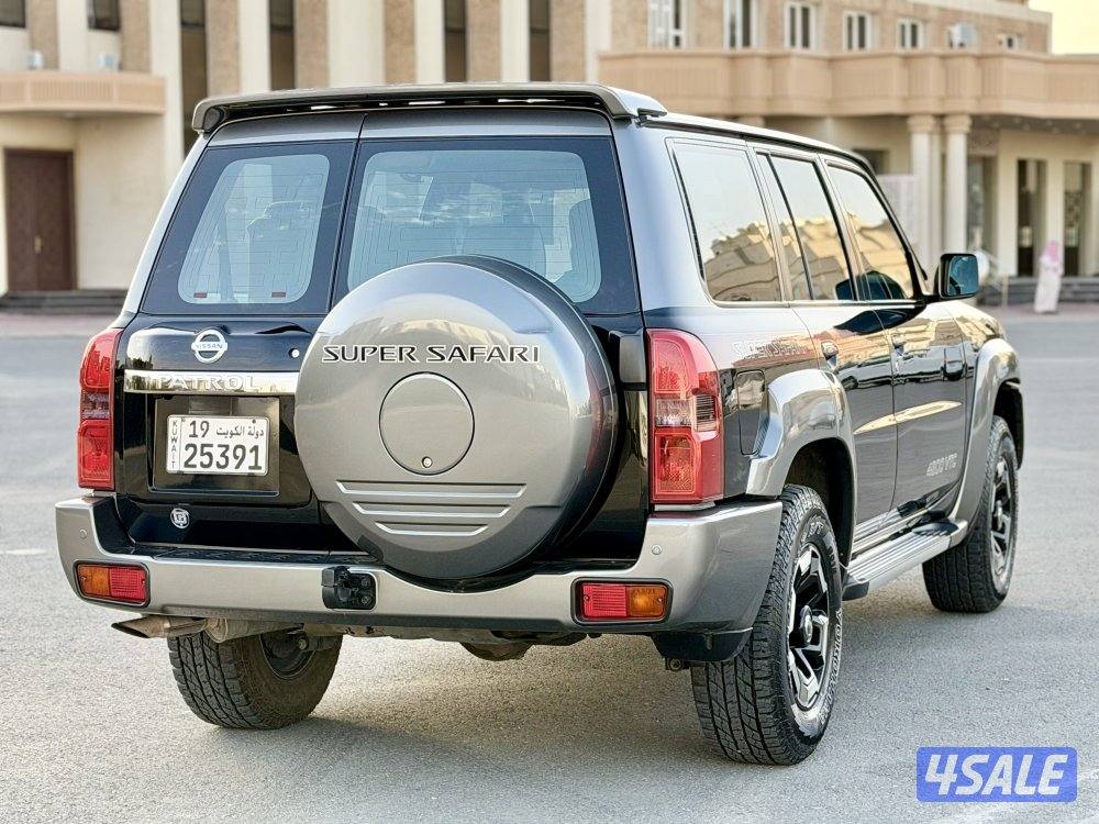 موديل ٢٠٢١  بحالة ممتازه جدا تواير جديده عداد ١٣٥ الف3