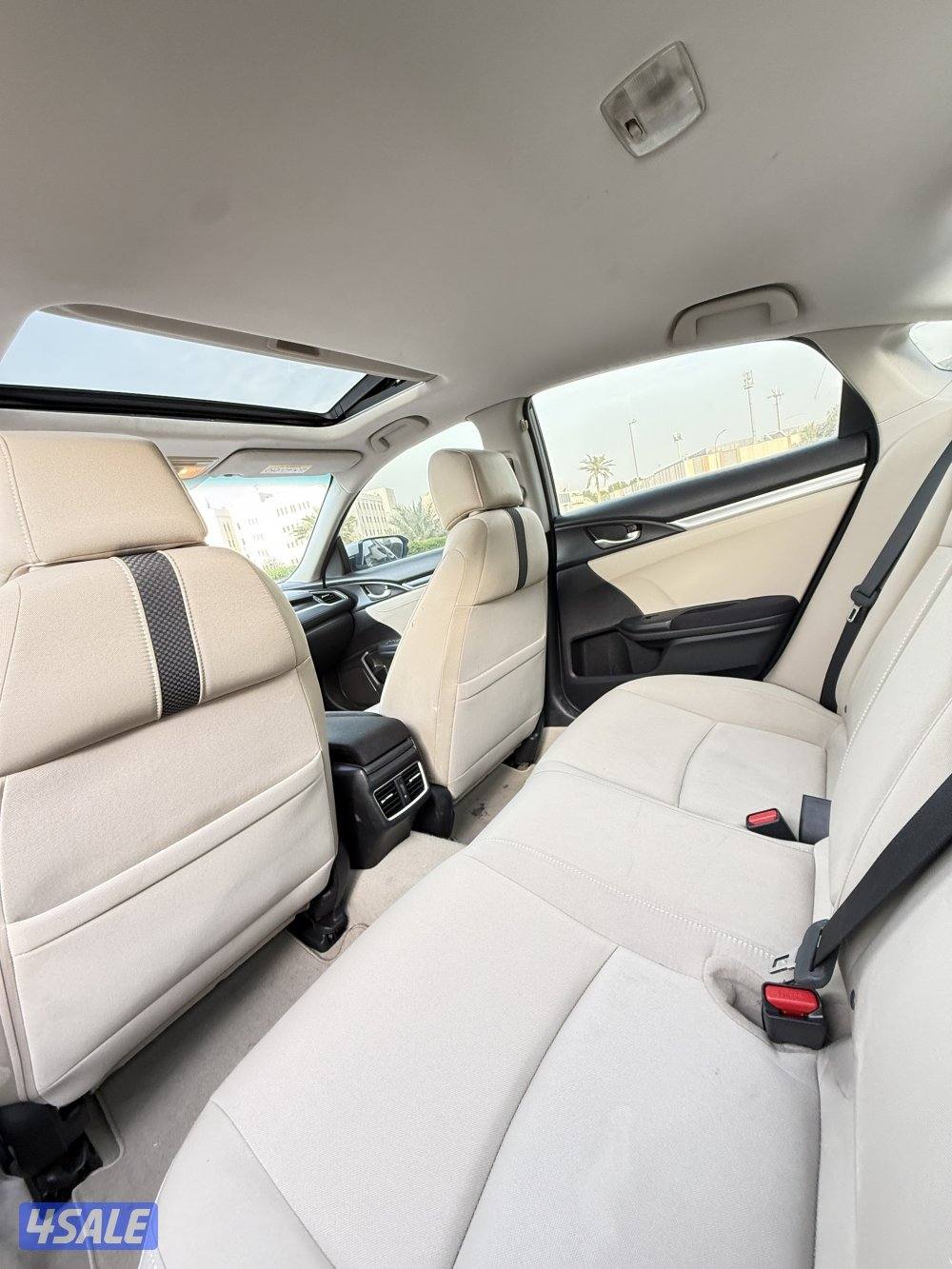 البيع هوندا سيفيك 20215