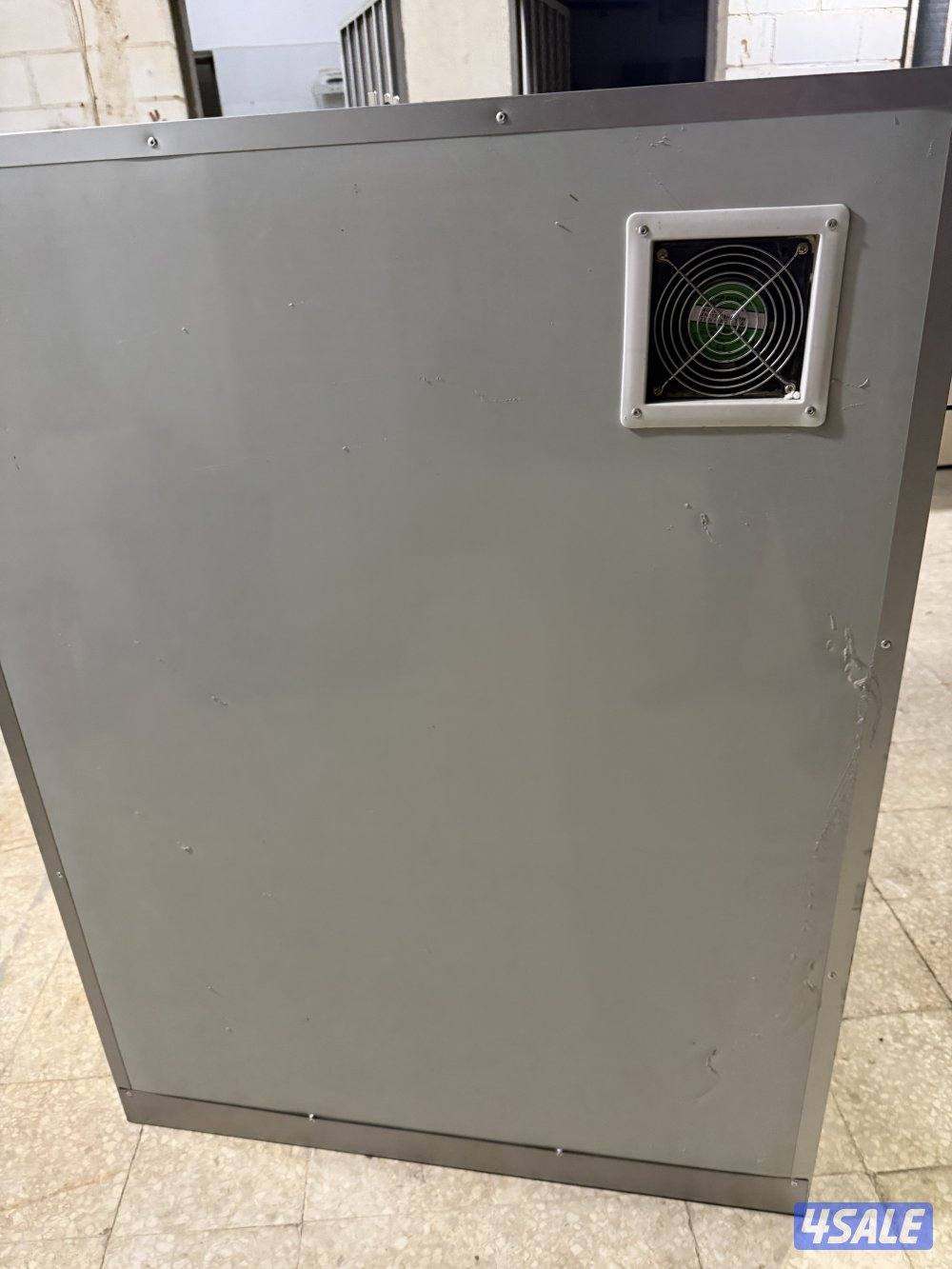 للبيع فقاسة نوامي ١٠٥٦بيضه نظيفه جدا2