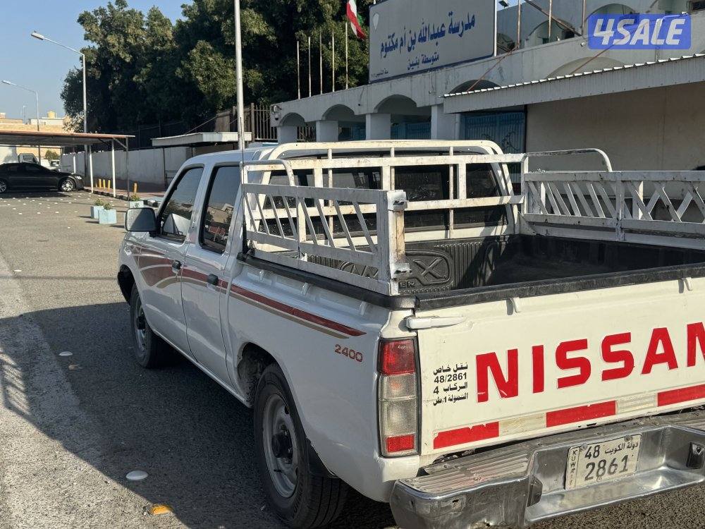 للبيع وانيت نيسان موديل ٢٠٠٢1