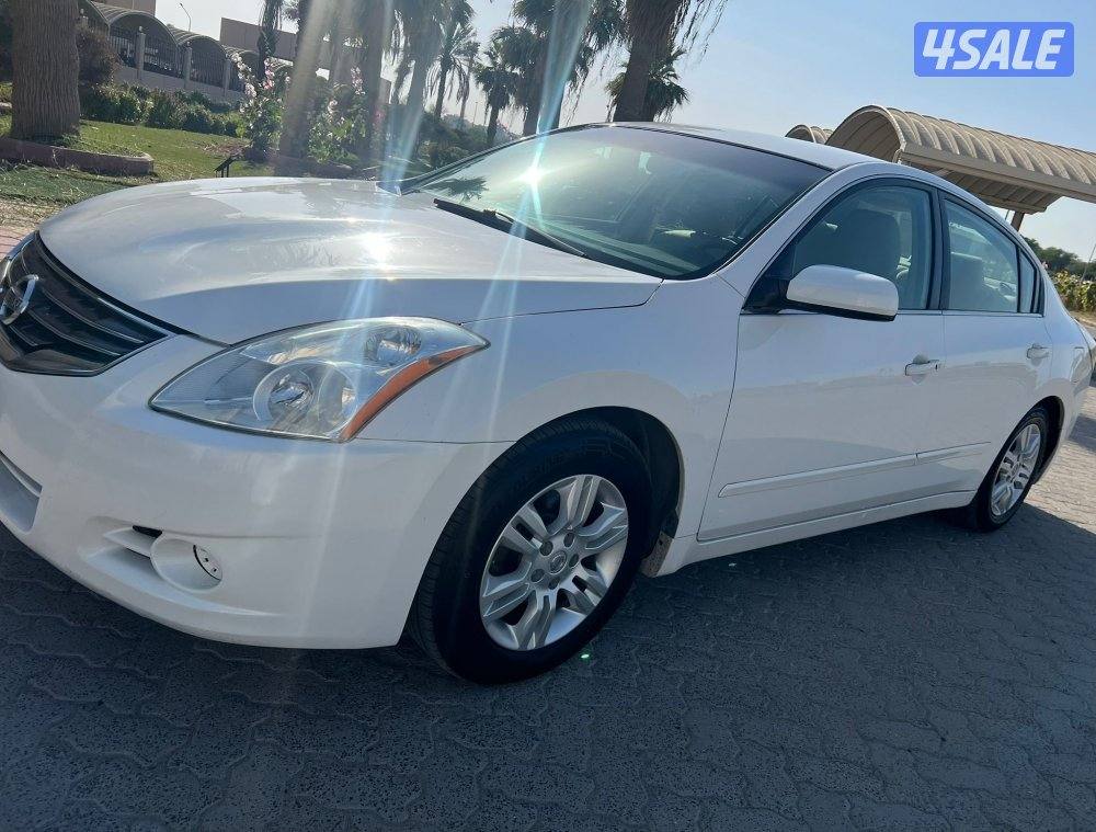 بيعة سريعه نيسان التيما 2012 وارد الوكاله صبغ الوكاله1