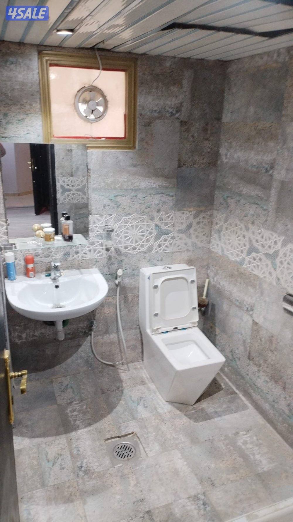 وشقق للاجار جميع المناطق عالبحر وعماره للبيع بالمهبوله للجادين مكاتب1