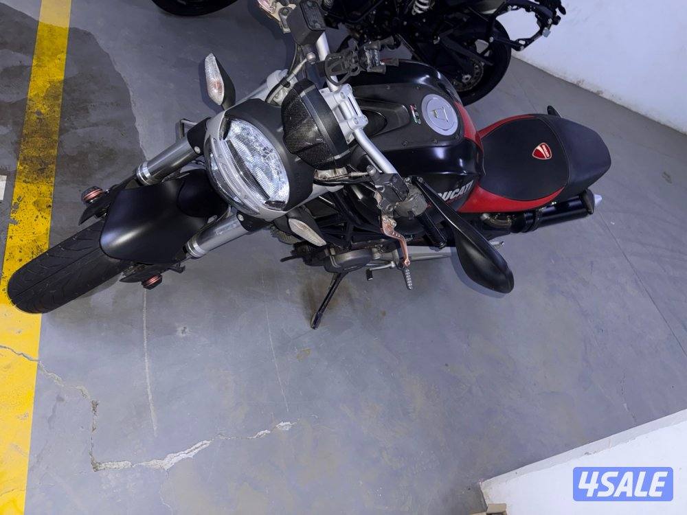 للبيع 696 Ducati Monester 20143