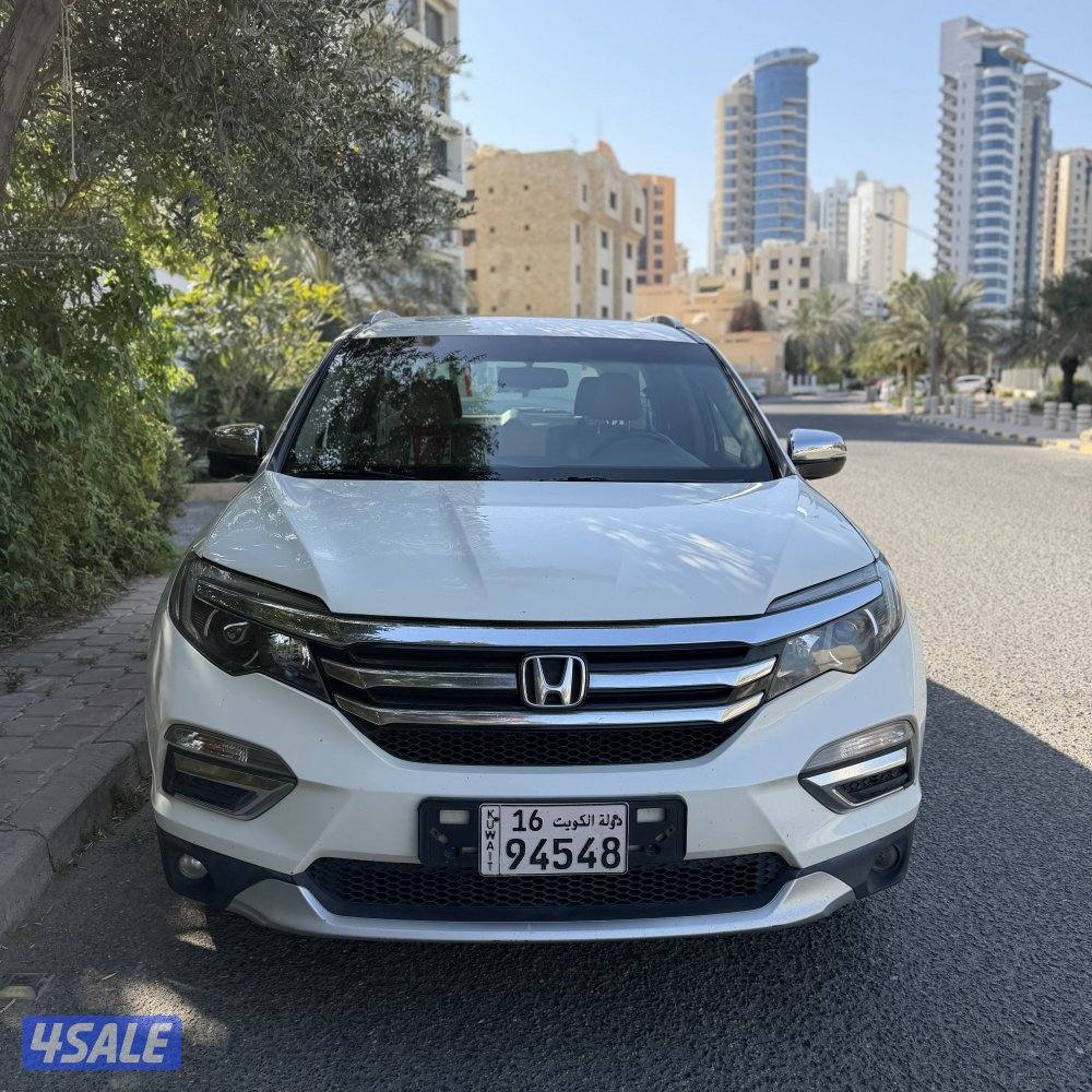 تورينق / موديل 2018 / عداد 180 الف / بحاله الوكاله1