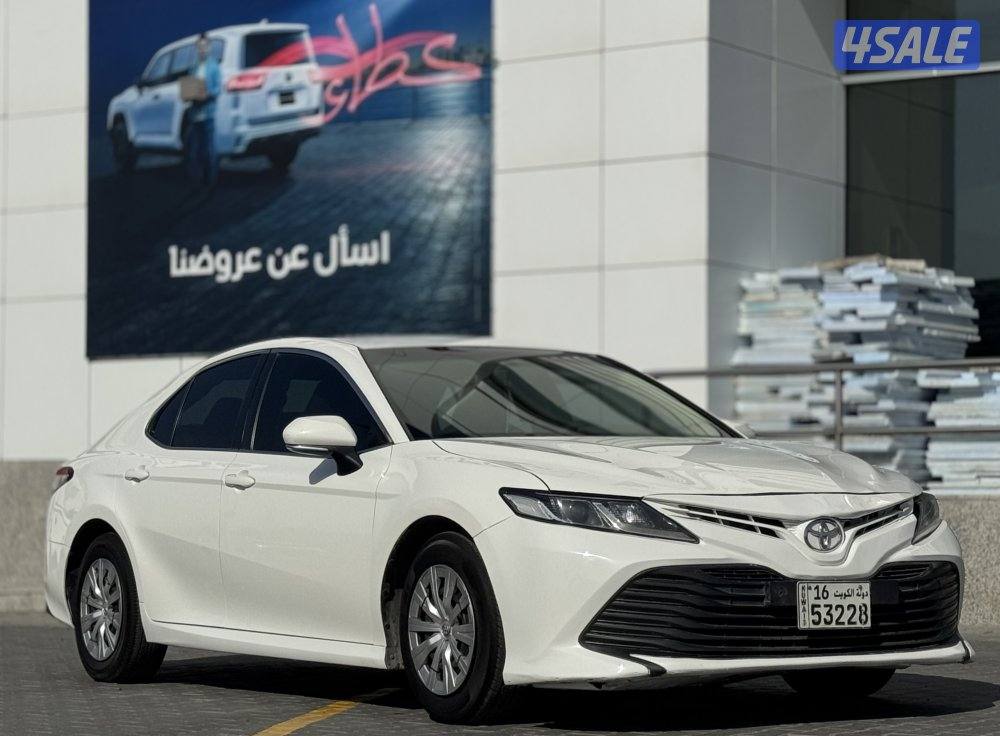 للبيع تويوتا كامري موديل 20190