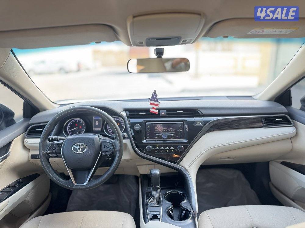 للبيع تويوتا كامري موديل 20197