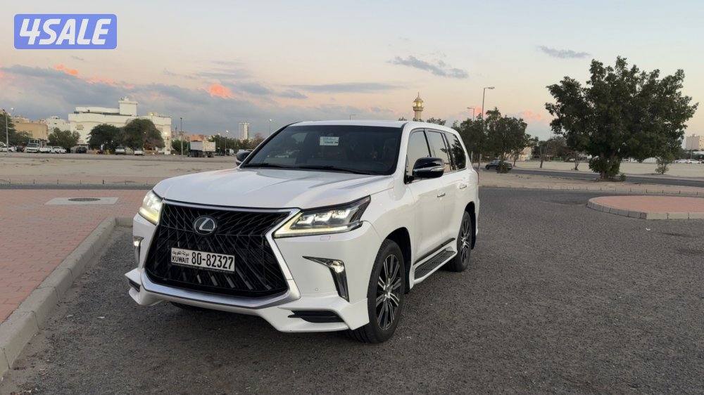 للبيع لكزس ٢٠١٦ شرط الفحص صبغ وكاله0