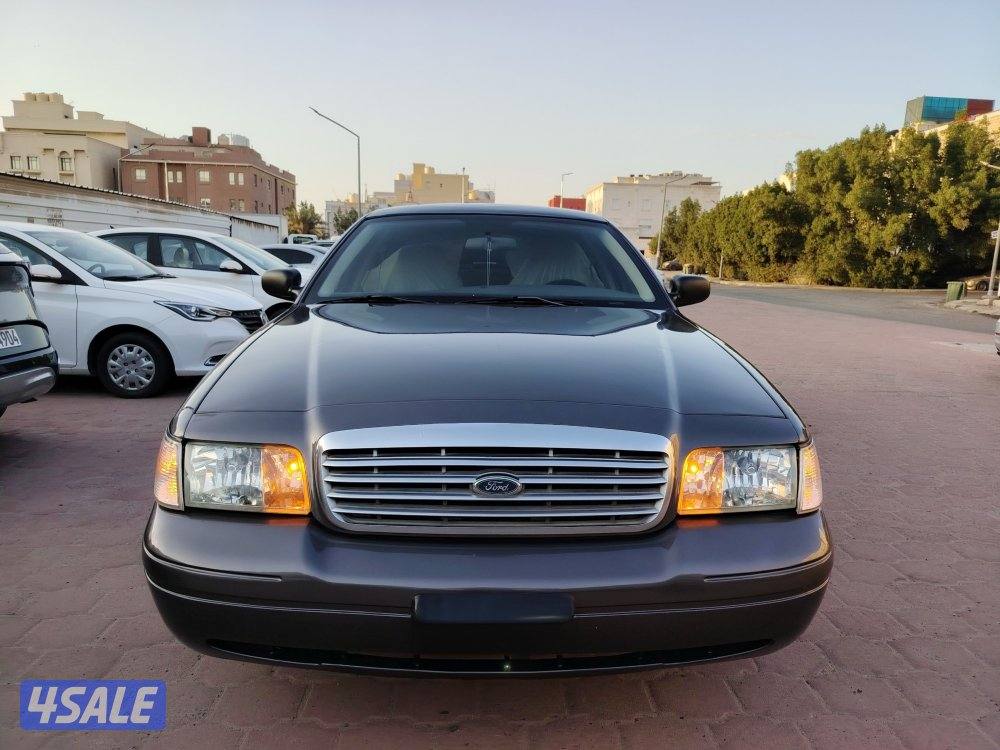 فورد فكتوريا 2011 شرط الفحص صبغ وكاله ما عاده 3 قطع1